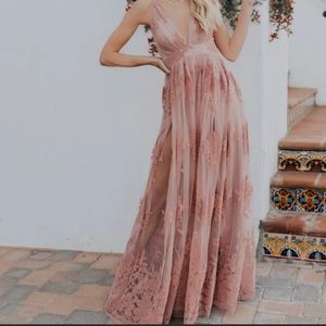 Vicki Antonia Maxi Dress